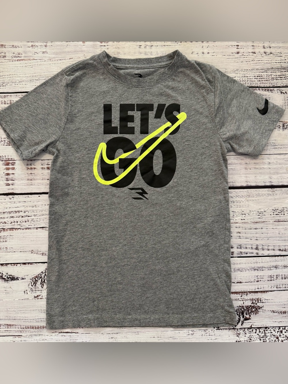 Nike Let’s Go Grey 3 Brand T-shirt YMD 10/12